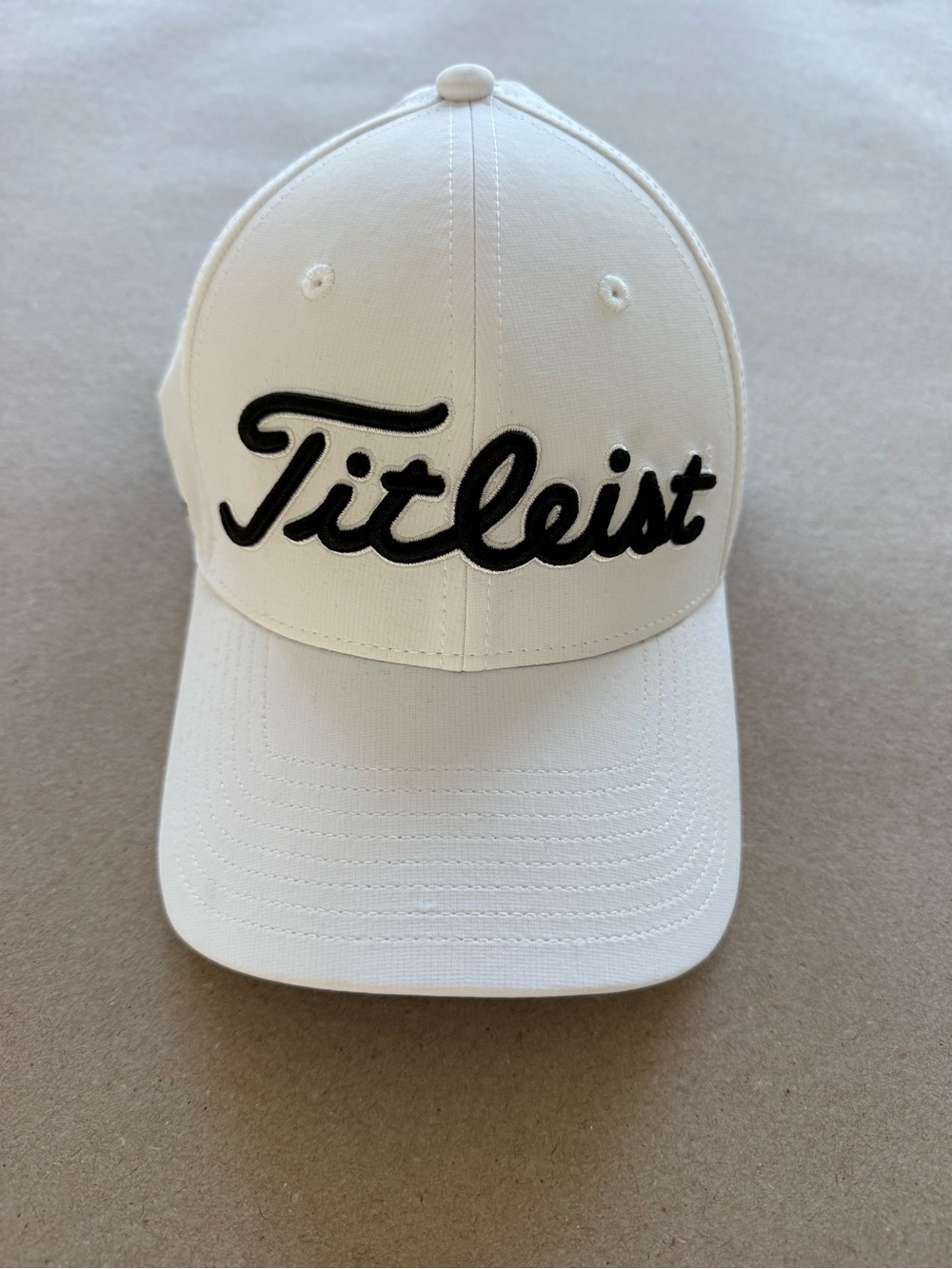 Titleist — White Cap with Black Script Logo Welk Resort — Size OS